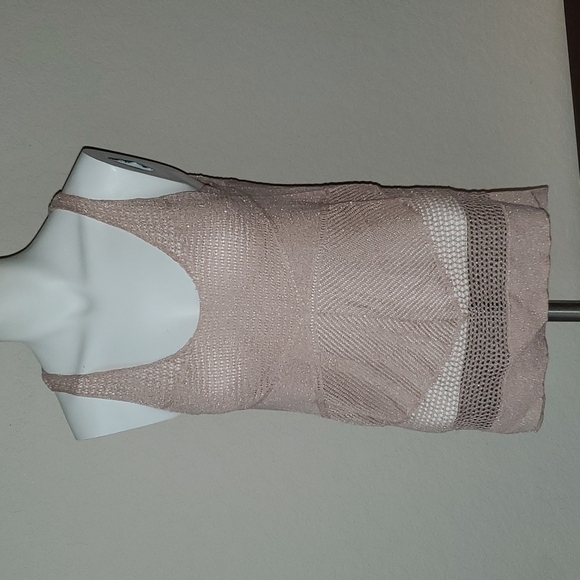 Jennifer Lopez sz M sheer and mesh sleeveless top 🌛 - Picture 2 of 8
